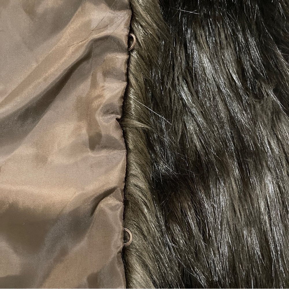 Michael Kors Dark Brown Sleeveless Faux Fur Vest - Size L - Picture 9 of 11